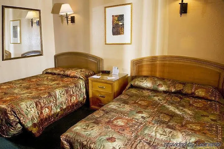 Emerald Suites South Las Vegas Boulevard Hotel